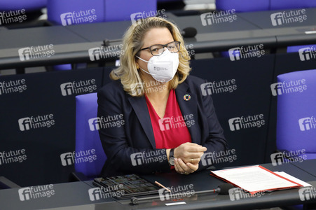 208. Sitzung des Deutschen Bundestages in Berlin