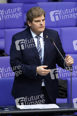 208. Sitzung des Deutschen Bundestages in Berlin