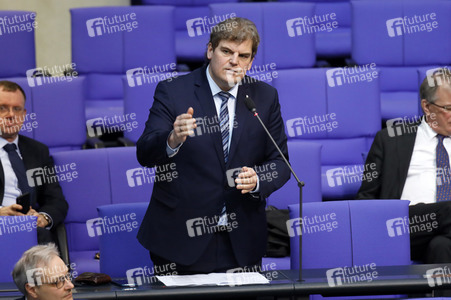 208. Sitzung des Deutschen Bundestages in Berlin