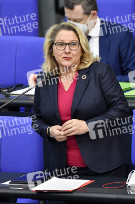 208. Sitzung des Deutschen Bundestages in Berlin