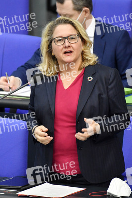 208. Sitzung des Deutschen Bundestages in Berlin