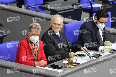 208. Sitzung des Deutschen Bundestages in Berlin
