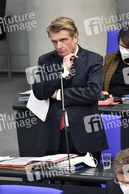 208. Sitzung des Deutschen Bundestages in Berlin