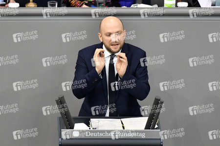 208. Sitzung des Deutschen Bundestages in Berlin