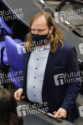 208. Sitzung des Deutschen Bundestages in Berlin