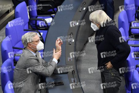 208. Sitzung des Deutschen Bundestages in Berlin