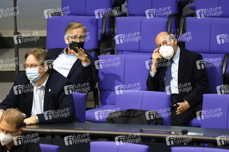 208. Sitzung des Deutschen Bundestages in Berlin