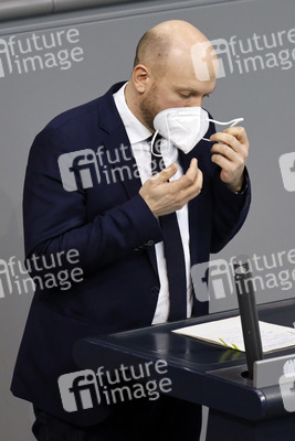 208. Sitzung des Deutschen Bundestages in Berlin