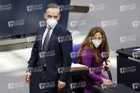 208. Sitzung des Deutschen Bundestages in Berlin