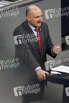 208. Sitzung des Deutschen Bundestages in Berlin