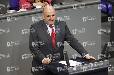 208. Sitzung des Deutschen Bundestages in Berlin