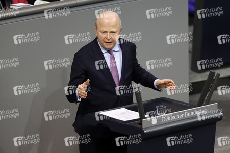 208. Sitzung des Deutschen Bundestages in Berlin