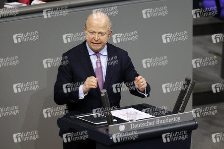 208. Sitzung des Deutschen Bundestages in Berlin