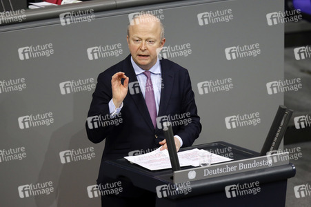 208. Sitzung des Deutschen Bundestages in Berlin