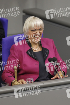 208. Sitzung des Deutschen Bundestages in Berlin