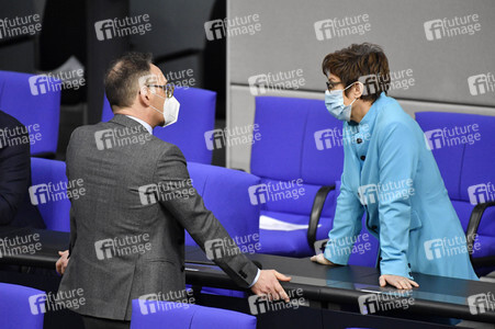 209. Sitzung des Deutschen Bundestages in Berlin