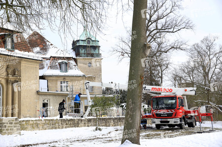 Dreharbeiten zu 'Spencer' im Schloss Marquardt in Potsdam