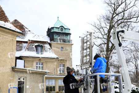 Dreharbeiten zu 'Spencer' im Schloss Marquardt in Potsdam