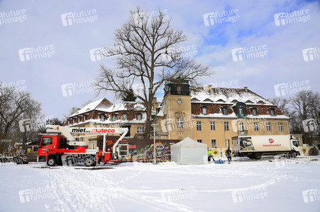Dreharbeiten zu 'Spencer' im Schloss Marquardt in Potsdam