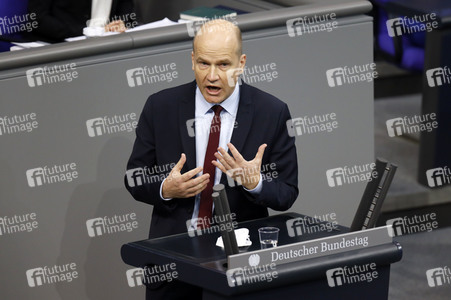 209. Sitzung des Deutschen Bundestages in Berlin