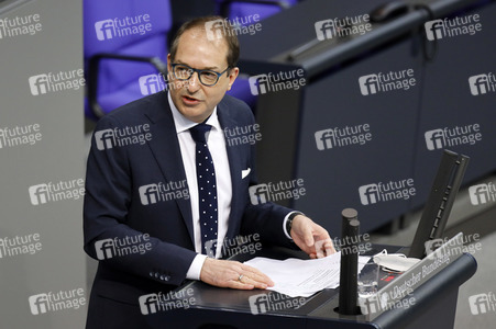 209. Sitzung des Deutschen Bundestages in Berlin