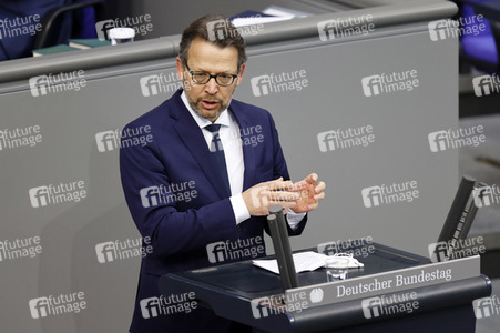 209. Sitzung des Deutschen Bundestages in Berlin