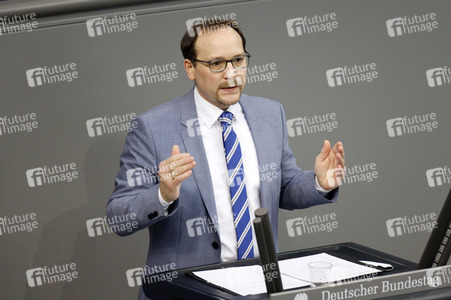209. Sitzung des Deutschen Bundestages in Berlin