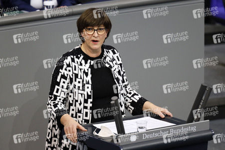 209. Sitzung des Deutschen Bundestages in Berlin