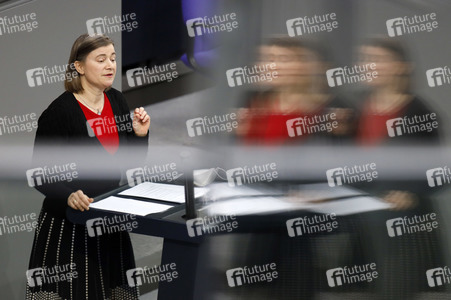 209. Sitzung des Deutschen Bundestages in Berlin