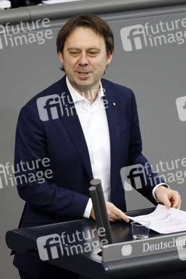 209. Sitzung des Deutschen Bundestages in Berlin