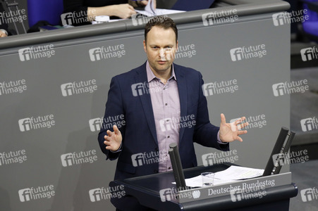 209. Sitzung des Deutschen Bundestages in Berlin