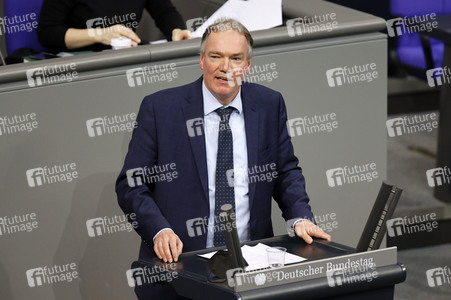 209. Sitzung des Deutschen Bundestages in Berlin