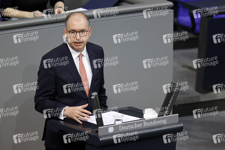 209. Sitzung des Deutschen Bundestages in Berlin