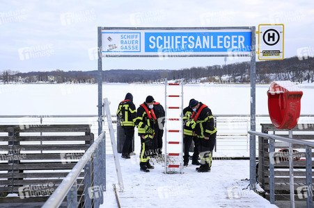 Feuerwehr-Übung Eisretten in Potsdam