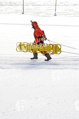 Feuerwehr-Übung Eisretten in Potsdam