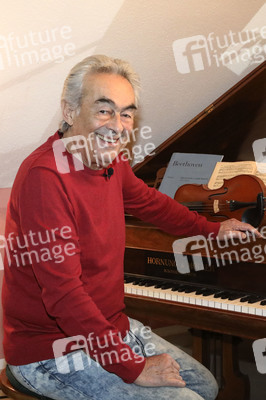 Aufzeichnung der Fernsehsendung zum 100. Geburtstag von Herbert Köfer in Berlin