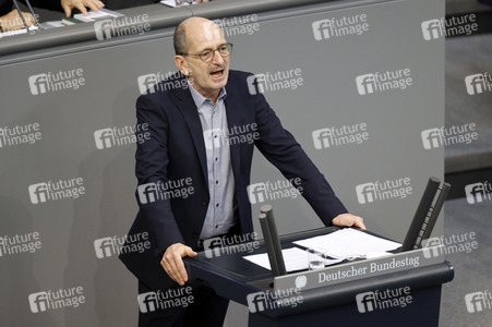 210. Sitzung des Deutschen Bundestages in Berlin