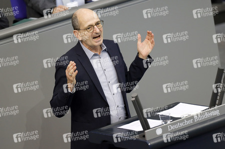 210. Sitzung des Deutschen Bundestages in Berlin