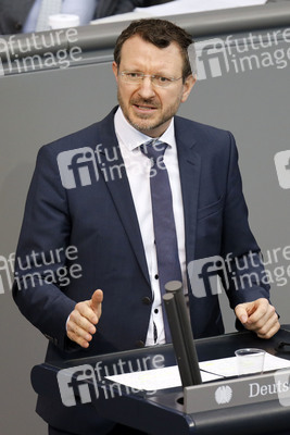 210. Sitzung des Deutschen Bundestages in Berlin