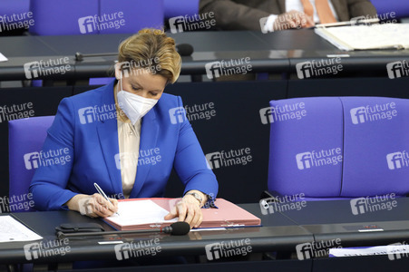 210. Sitzung des Deutschen Bundestages in Berlin