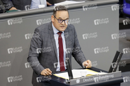 210. Sitzung des Deutschen Bundestages in Berlin