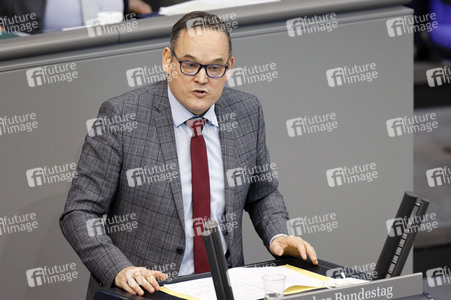 210. Sitzung des Deutschen Bundestages in Berlin