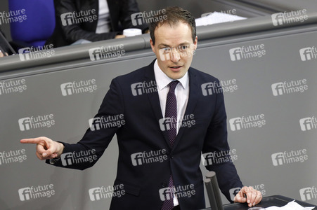 210. Sitzung des Deutschen Bundestages in Berlin