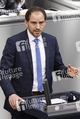 210. Sitzung des Deutschen Bundestages in Berlin