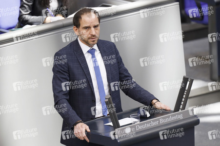 210. Sitzung des Deutschen Bundestages in Berlin