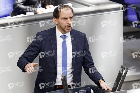 210. Sitzung des Deutschen Bundestages in Berlin