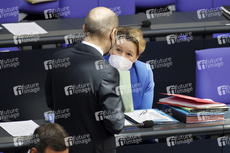 210. Sitzung des Deutschen Bundestages in Berlin