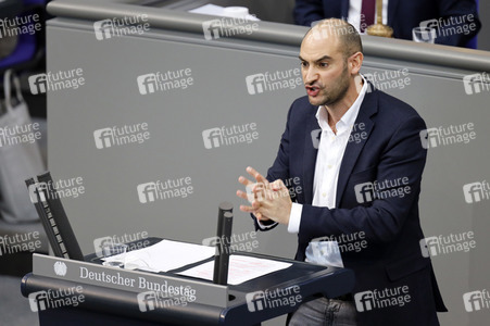 210. Sitzung des Deutschen Bundestages in Berlin