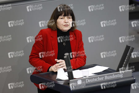 210. Sitzung des Deutschen Bundestages in Berlin