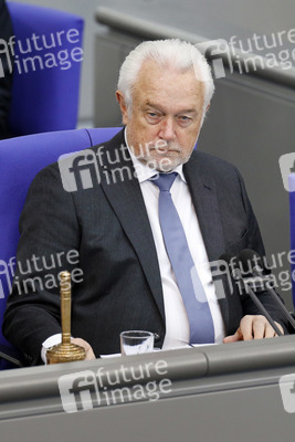 210. Sitzung des Deutschen Bundestages in Berlin